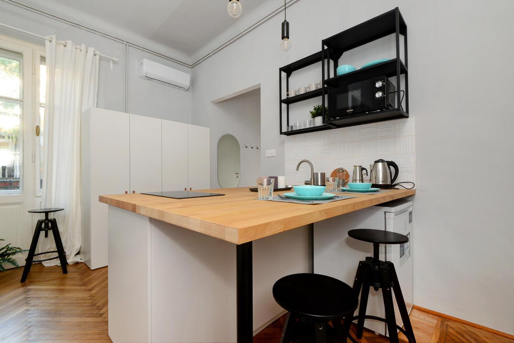 Monochrome Chic Apartments R613 Budapeste Exterior foto