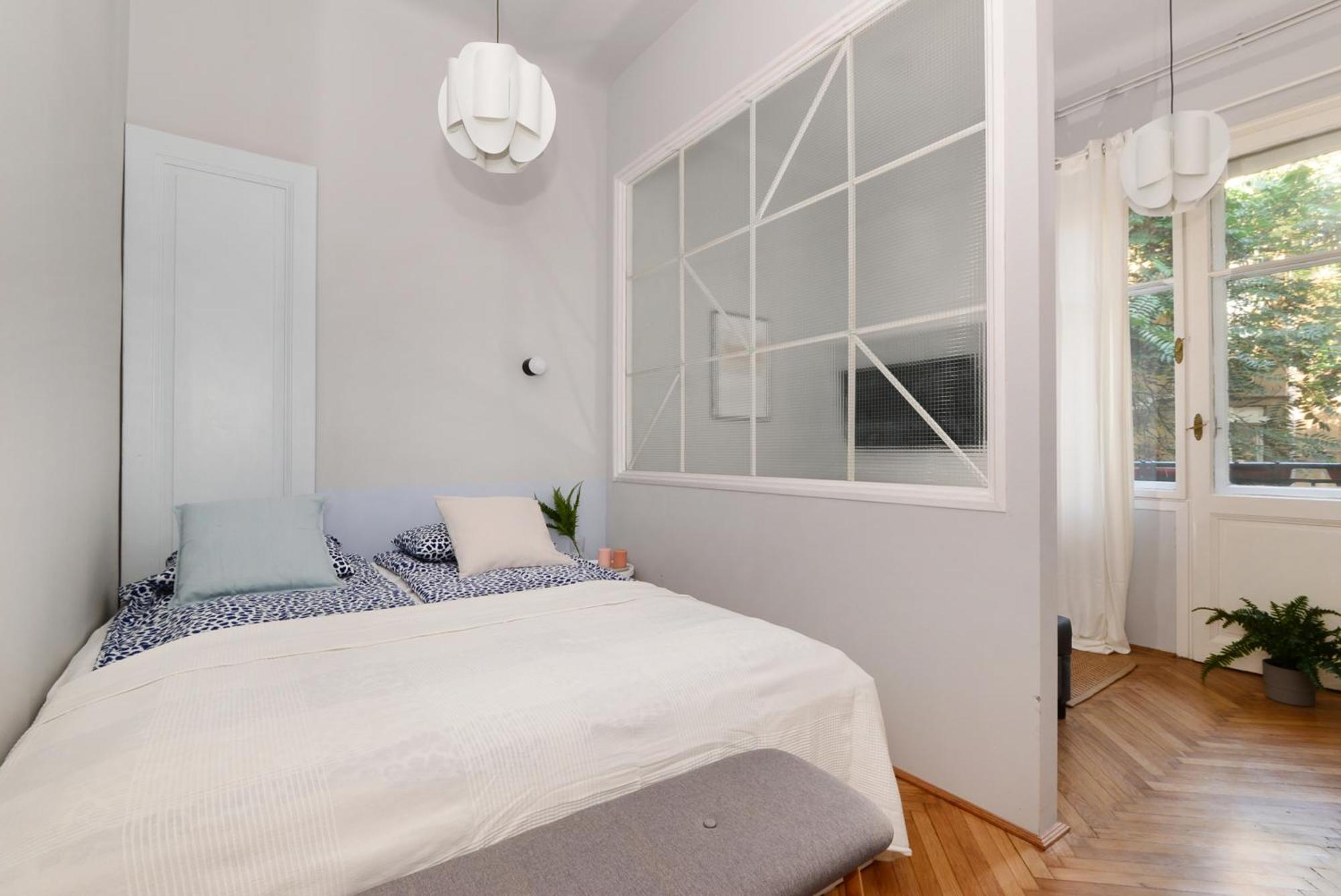 Monochrome Chic Apartments R613 Budapeste Exterior foto