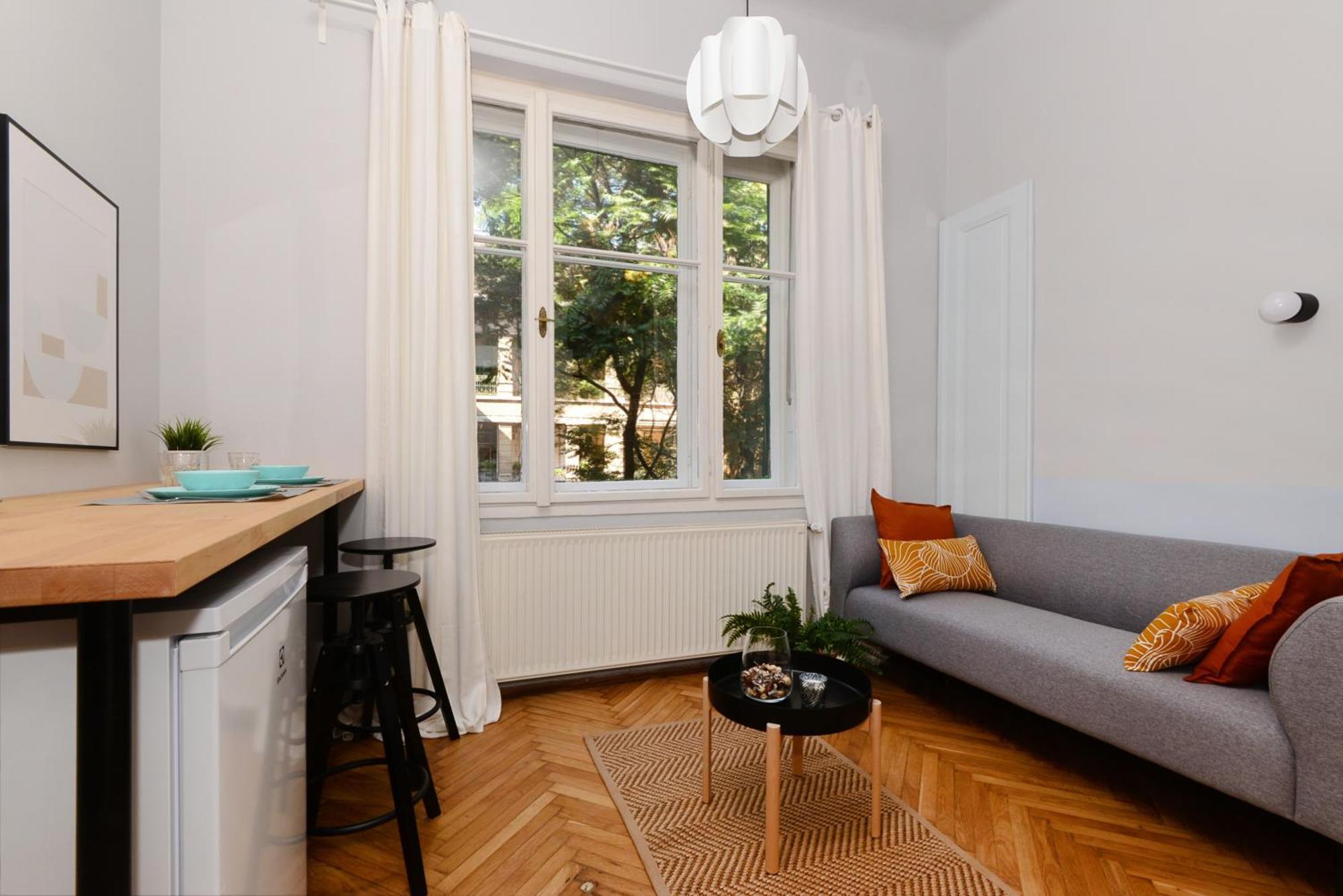 Monochrome Chic Apartments R613 Budapeste Exterior foto